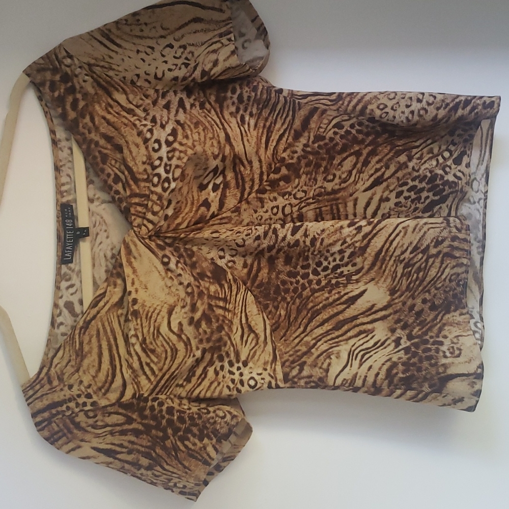LAFAYETTE NY 148 Animal print silk Top sz 8